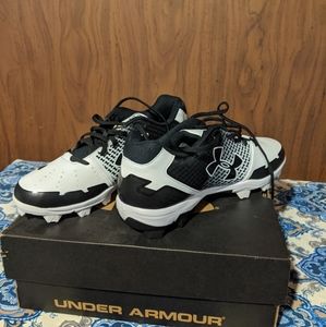Women's Under Armour Softball Cleats
